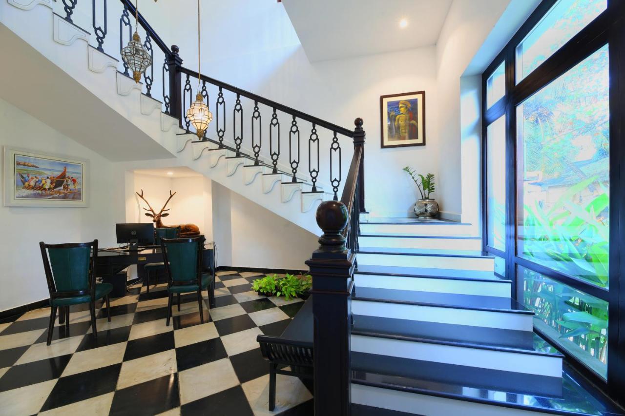 Alpha Old Court House Hotel Kochi Bagian luar foto