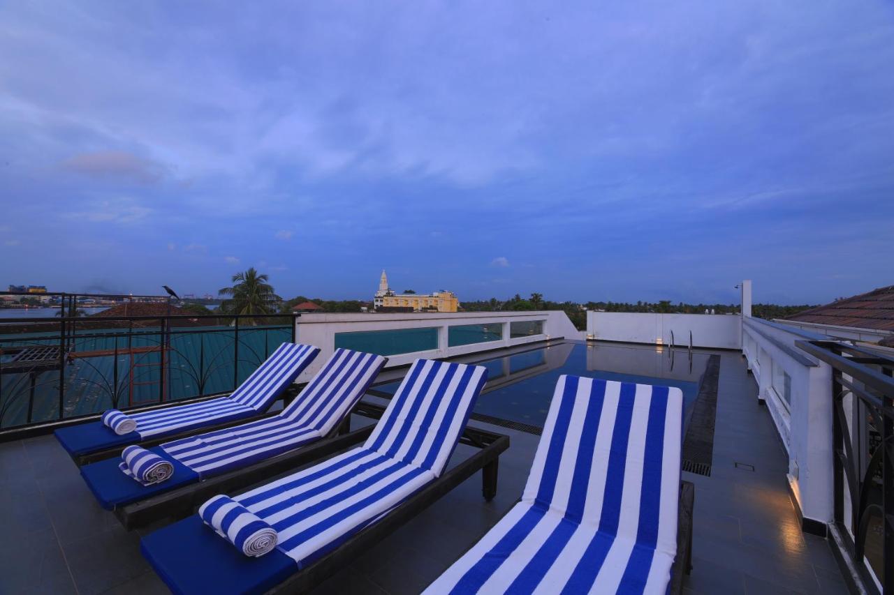 Alpha Old Court House Hotel Kochi Bagian luar foto