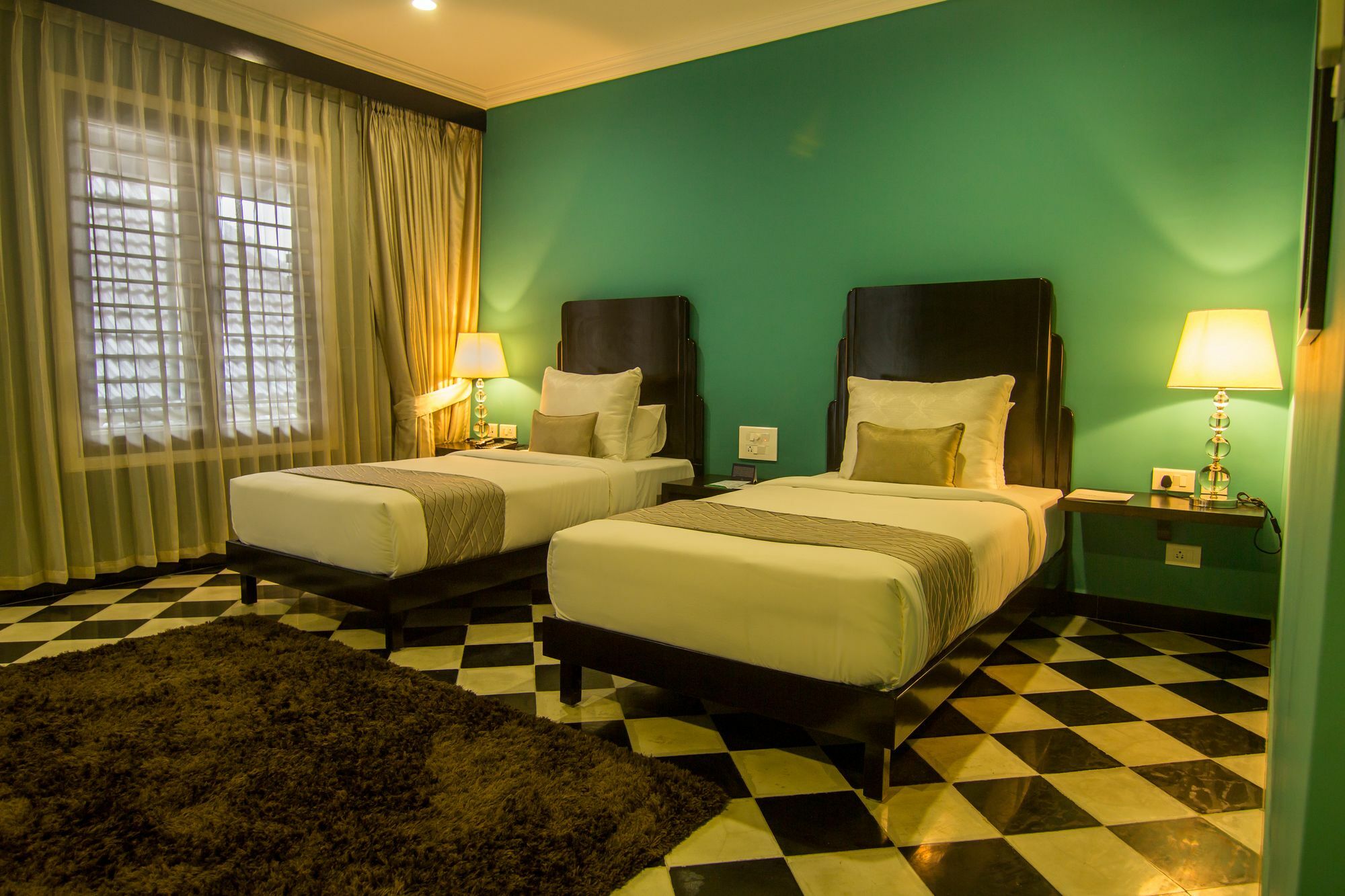 Alpha Old Court House Hotel Kochi Bagian luar foto